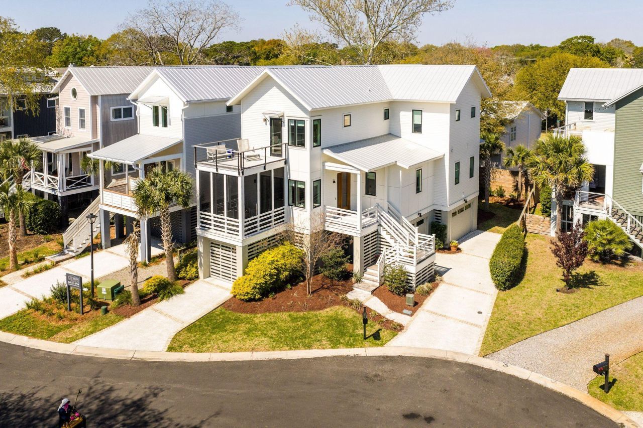 772 Gate Post Drive Photo 76