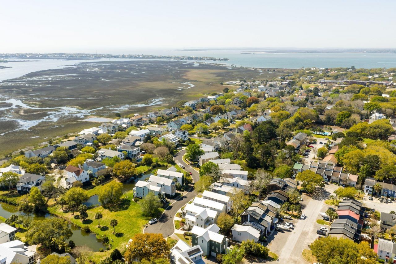 772 Gate Post Drive Photo 80