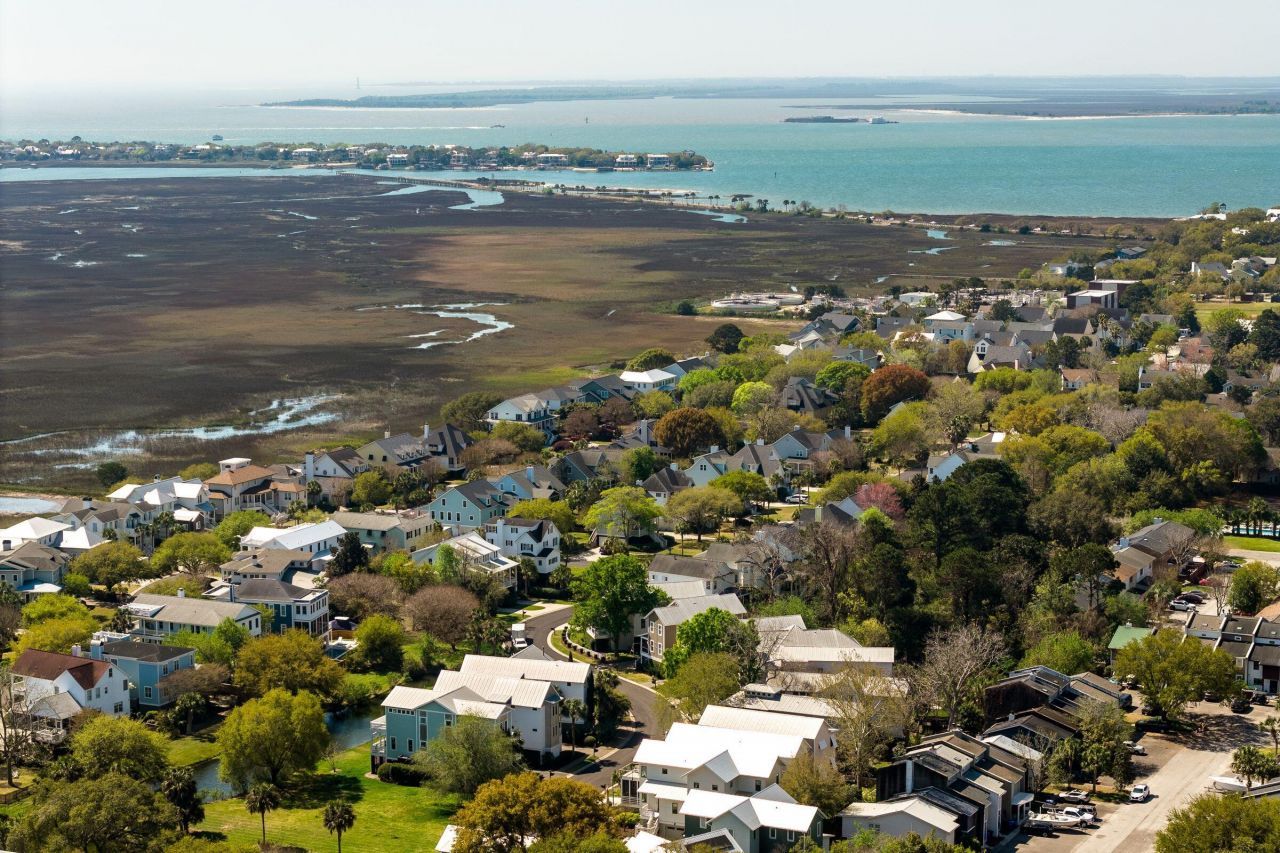 772 Gate Post Drive Photo 87