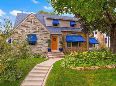 2410 E 43rd Street, Minneapolis, MN 55406