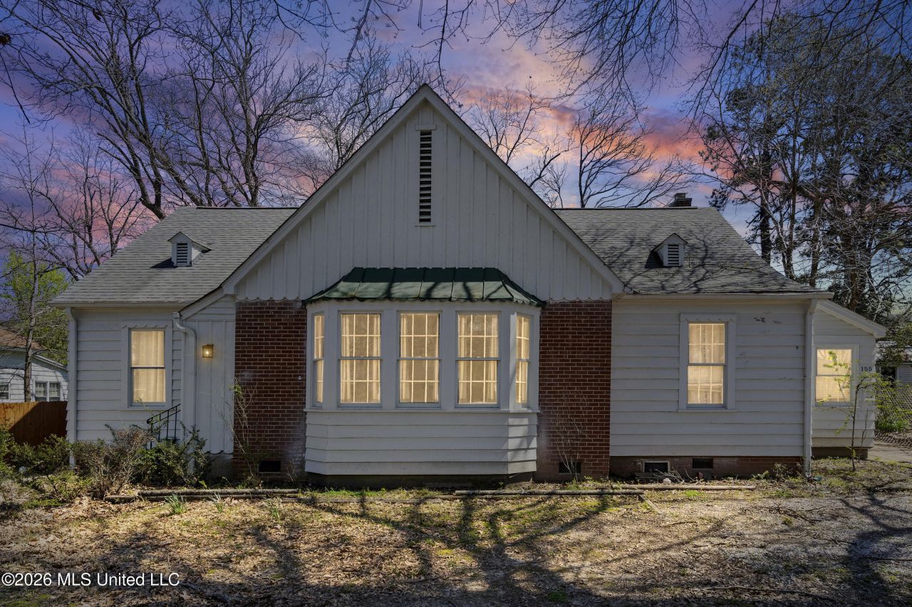 155 N Randolph Street Holly Springs, MS 38635