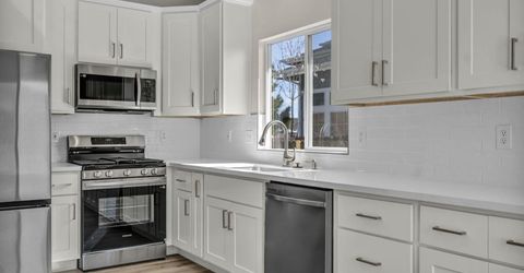 770 W Golden Valley Road, Reno, NV 89506 Photo