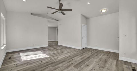 770 W Golden Valley Road, Reno, NV 89506 Photo