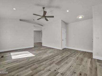 770 W Golden Valley Road, Reno, NV 89506 Photo