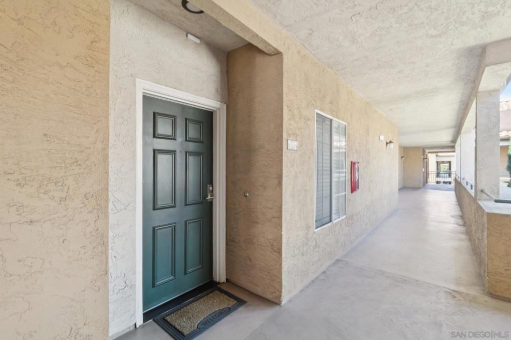 2220 Camino De La Reina, Unit 302, San Diego, CA 92108 Main Photo