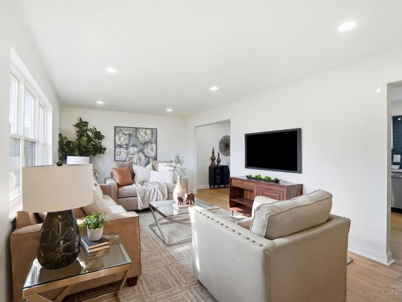 949 Yarger Drive, Cincinnati, OH 45230 Photo 9