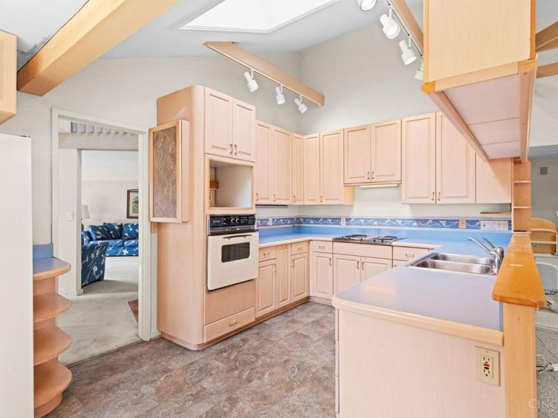 301 Wanoka Woods Drive, Terrace Park, OH 45174 Photo 29