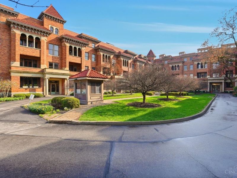 2356 Park Avenue, Unit 22, Cincinnati, OH 45206 Photo 2