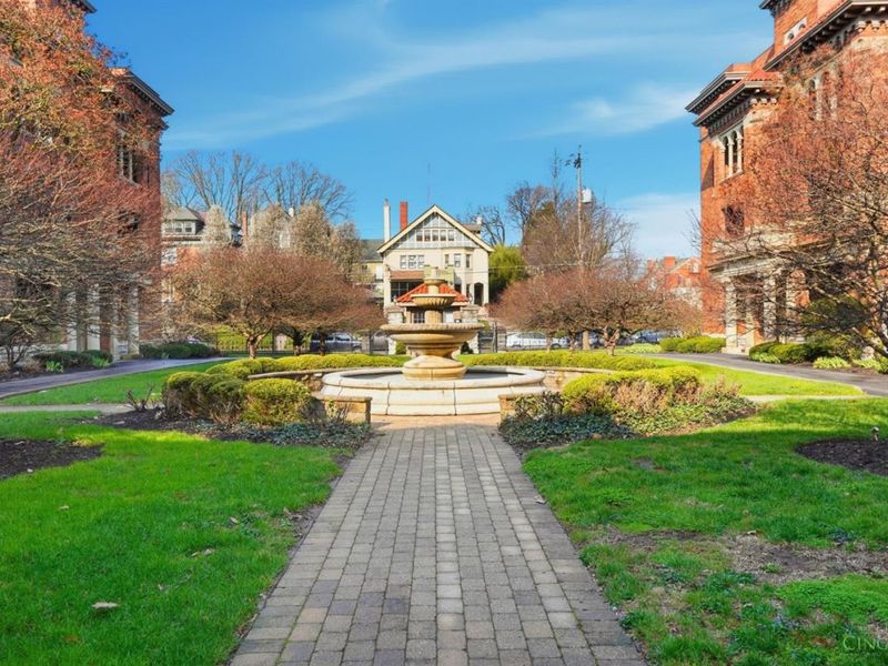 2356 Park Avenue, Unit 22, Cincinnati, OH 45206 Photo 5