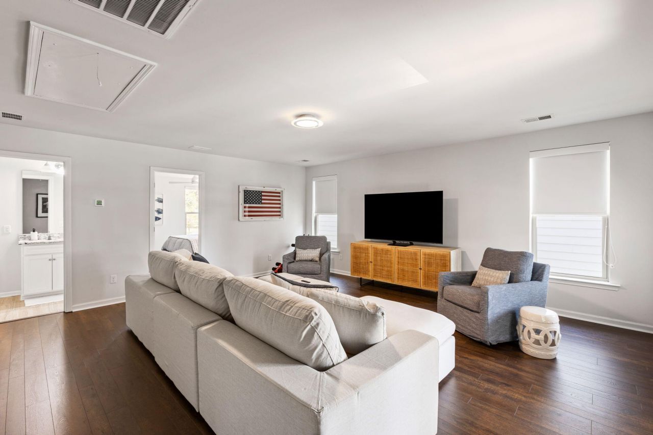 1981 Shadetree Boulevard Photo 16