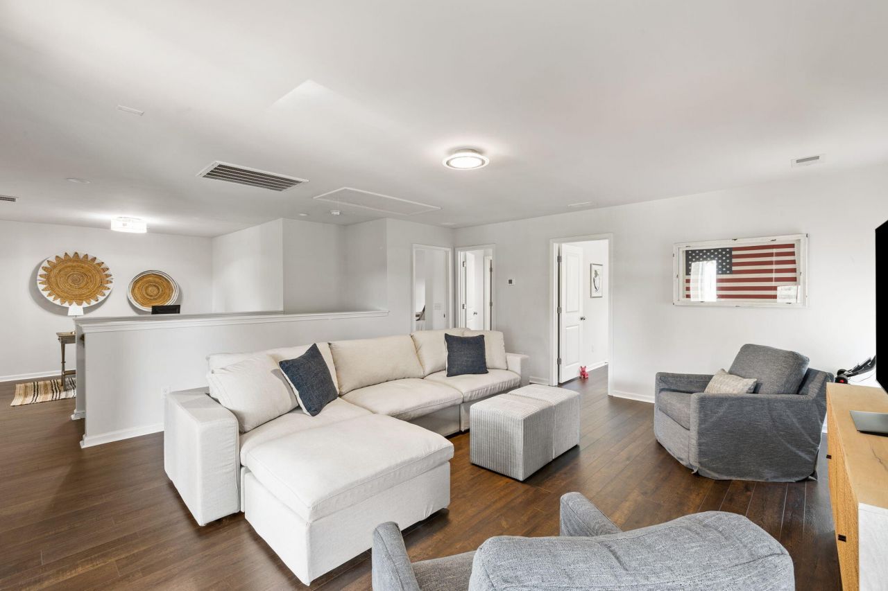 1981 Shadetree Boulevard Photo 17