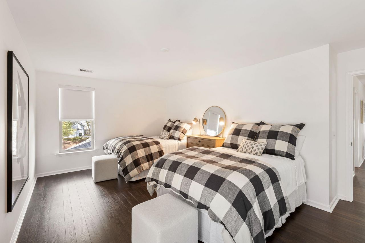 1981 Shadetree Boulevard Photo 27