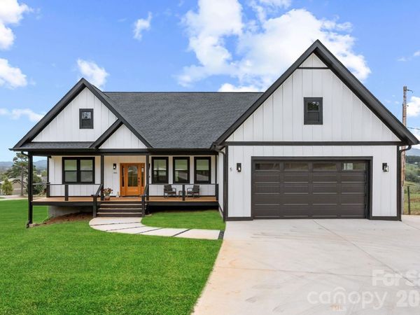 5 Agape Acres Drive , Leicester, NC 28748