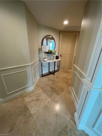 285 Grande Way, Unit 701, Naples, FL 34110 Photo