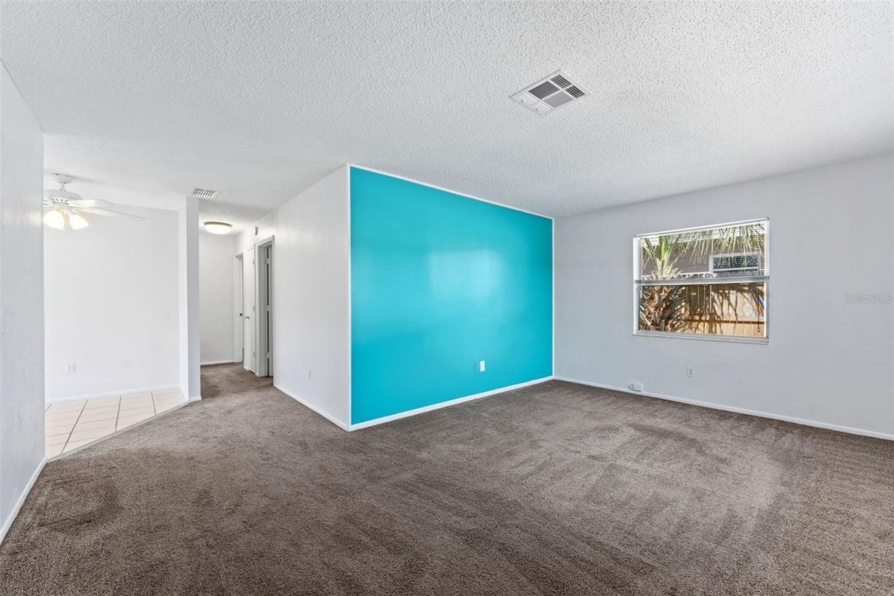 669 52nd Avenue S, Saint Petersburg, FL 33705 Photo