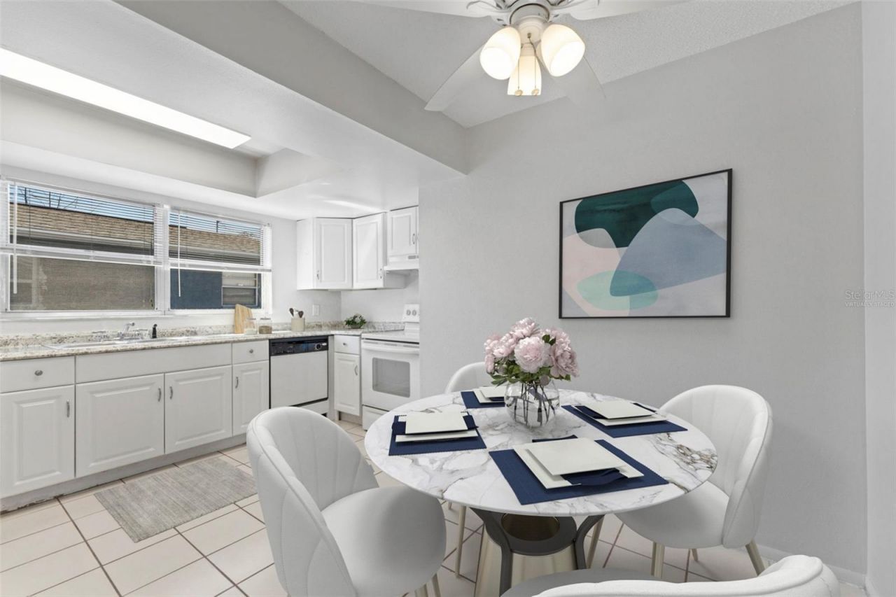 669 52nd Avenue S, Saint Petersburg, FL 33705 Photo