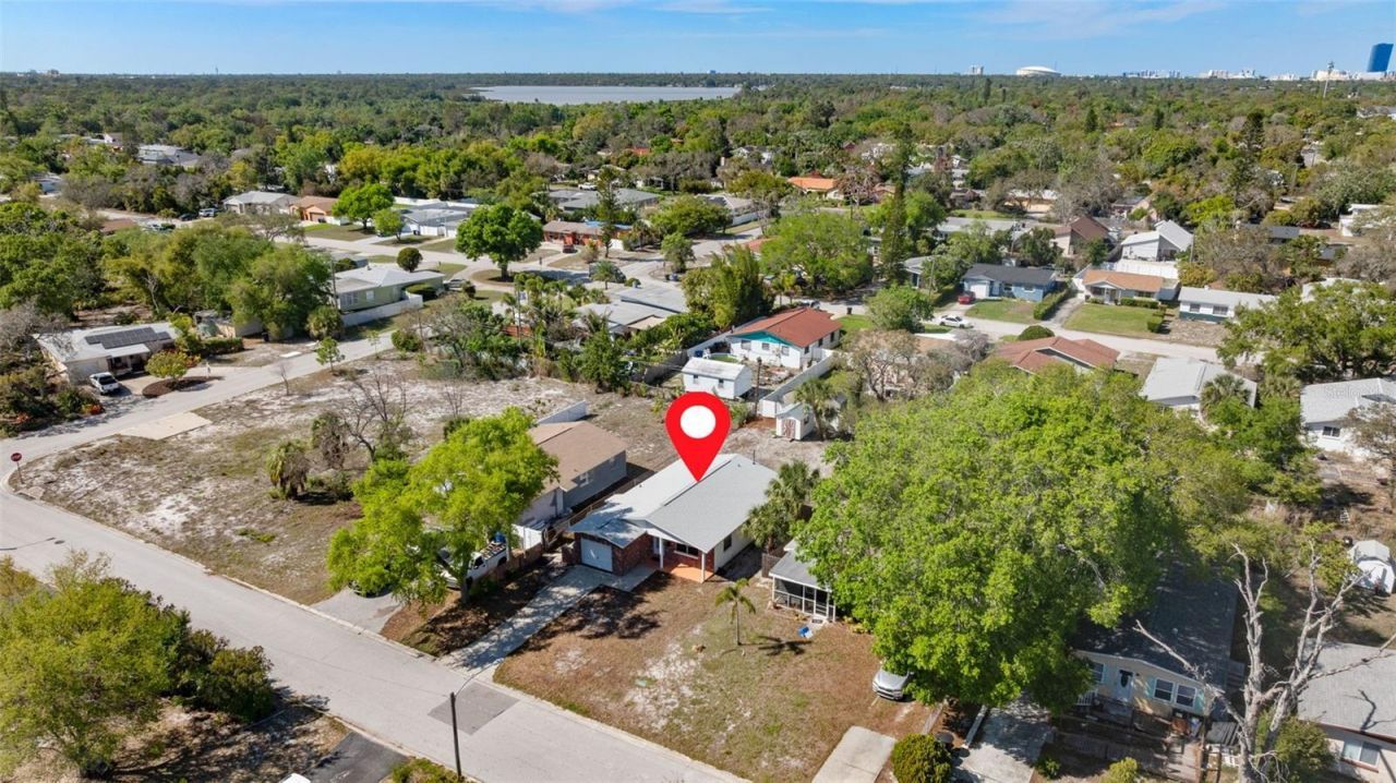 669 52nd Avenue S, Saint Petersburg, FL 33705 Photo