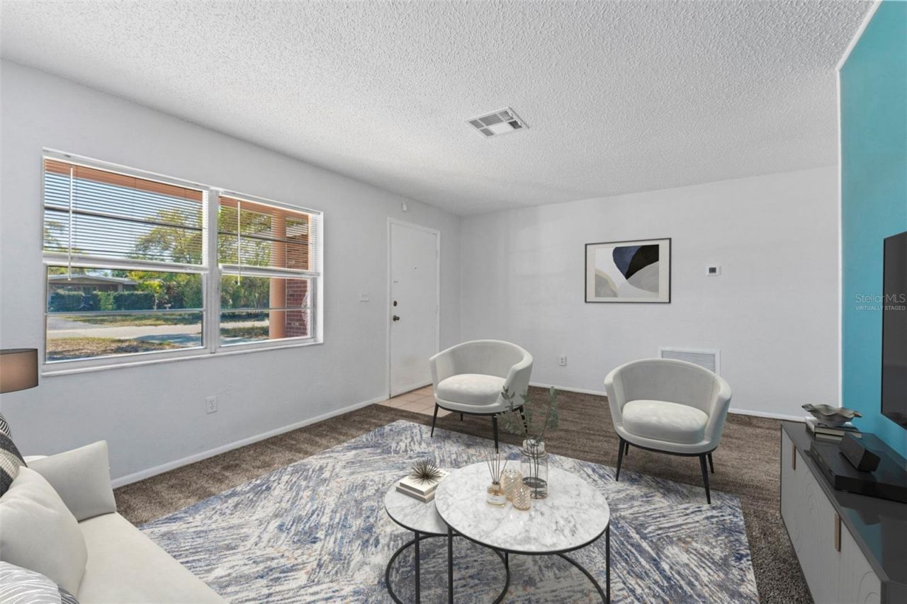 669 52nd Avenue S, Saint Petersburg, FL 33705 Photo