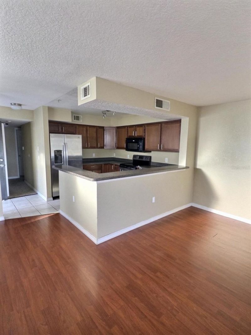 13803 Fairway Island Drive, Unit 1618, Orlando, FL 32837 Photo