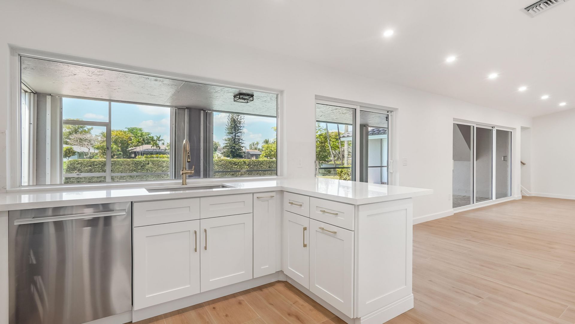 1071 NW 97th Avenue, Plantation, FL 33322 Photo