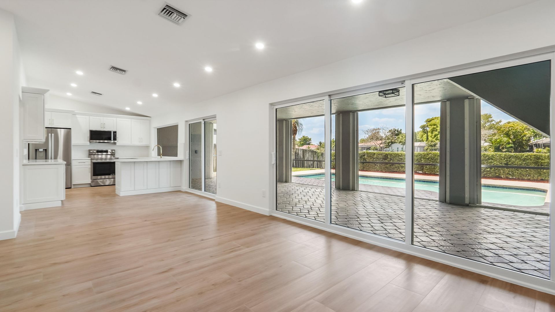 1071 NW 97th Avenue, Plantation, FL 33322 Photo