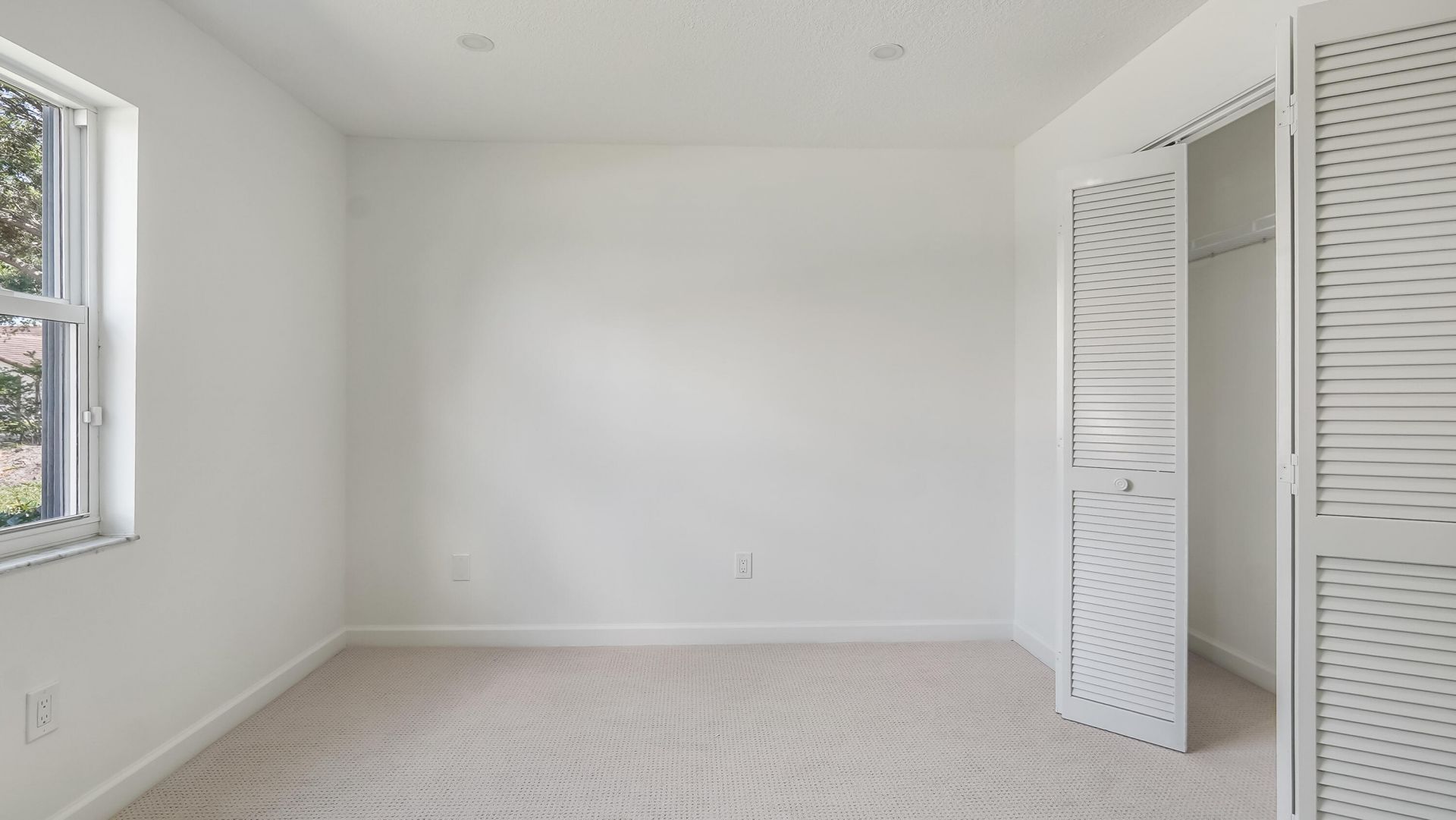 1071 NW 97th Avenue, Plantation, FL 33322 Photo