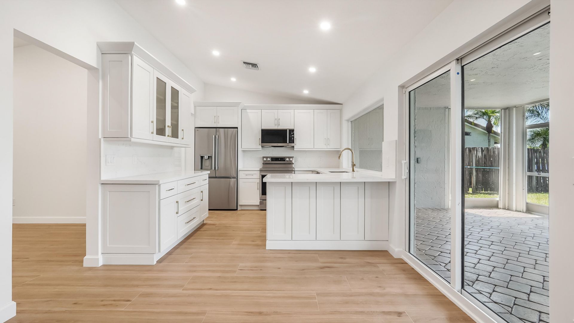 1071 NW 97th Avenue, Plantation, FL 33322 Photo