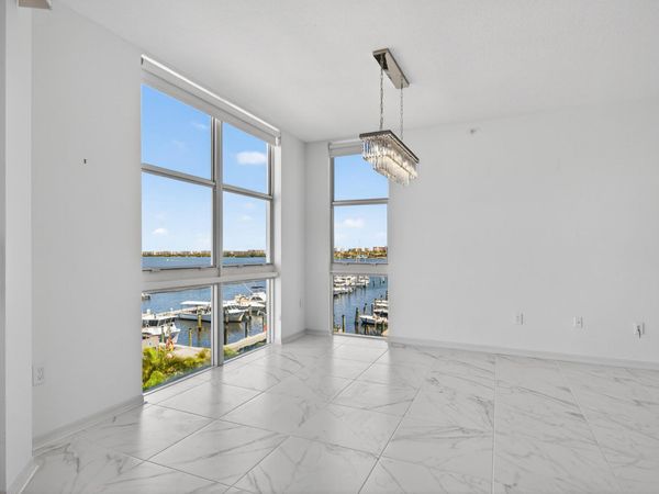 806 E Windward Way, Unit 403, Lantana, FL 33462
