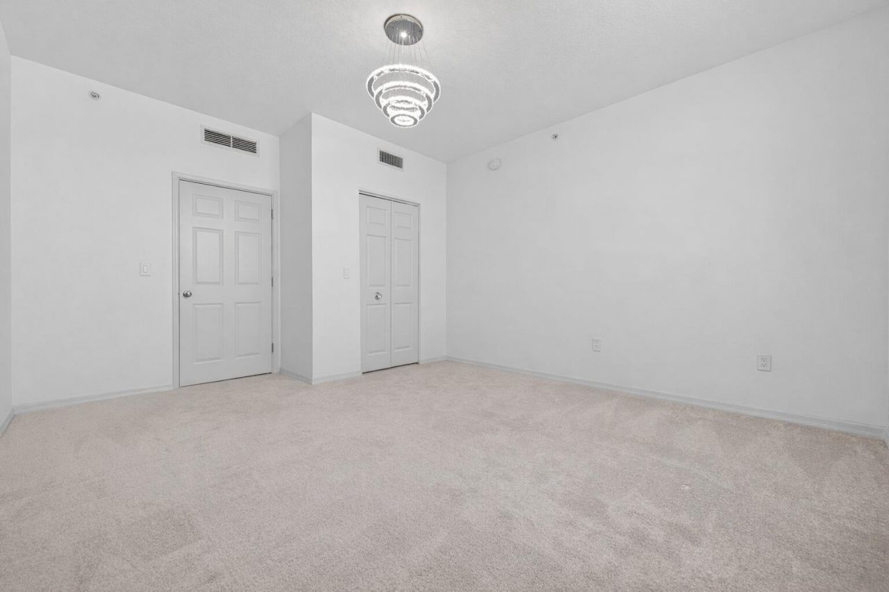 806 E Windward Way, Unit 403, Lantana, FL 33462 Photo