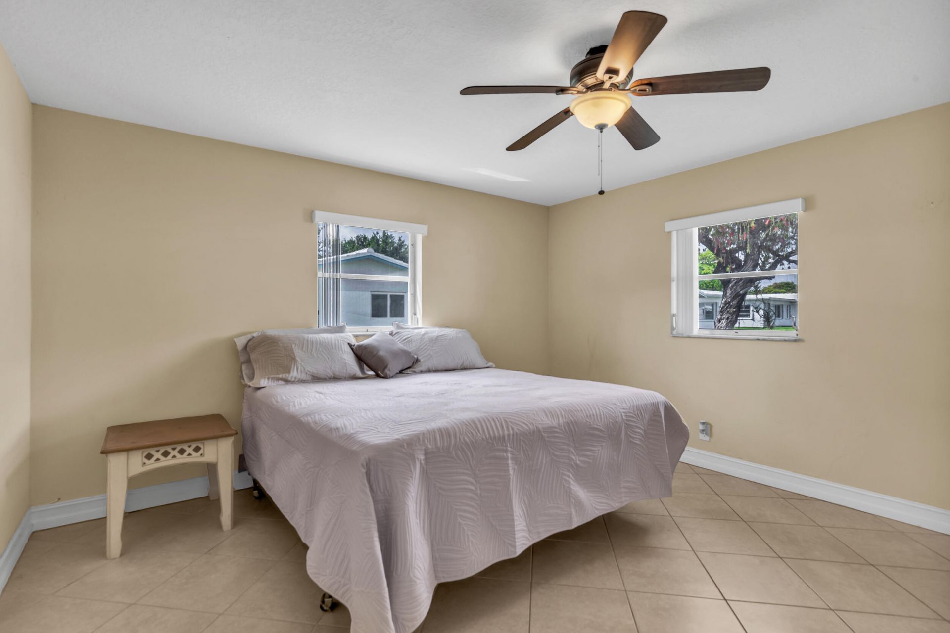 8208 NW 14 Street, Plantation, FL 33322 Photo