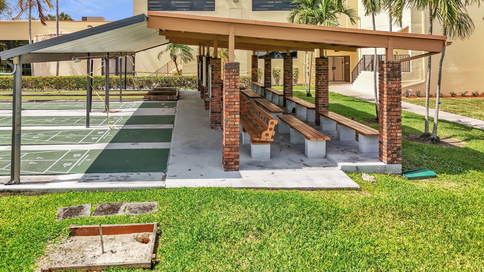 8208 NW 14 Street, Plantation, FL 33322 Photo