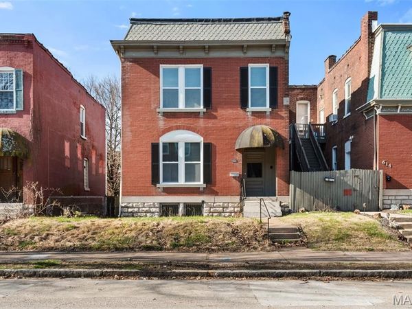 612 Holly Hills Avenue , St Louis, MO 63111