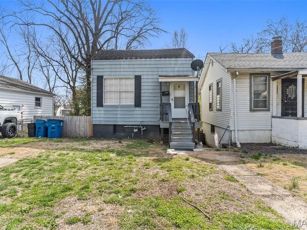 5634 Helen Avenue , St Louis, MO 63136