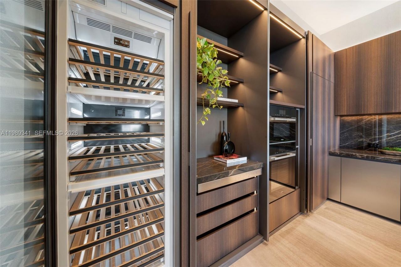 5 Grove Isle Dr , Unit PHS01, Coconut Grove, FL 33131 Photo