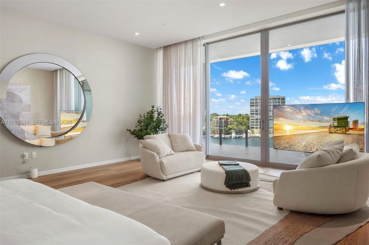 5 Grove Isle Dr , Unit PHS01, Coconut Grove, FL 33131 Photo