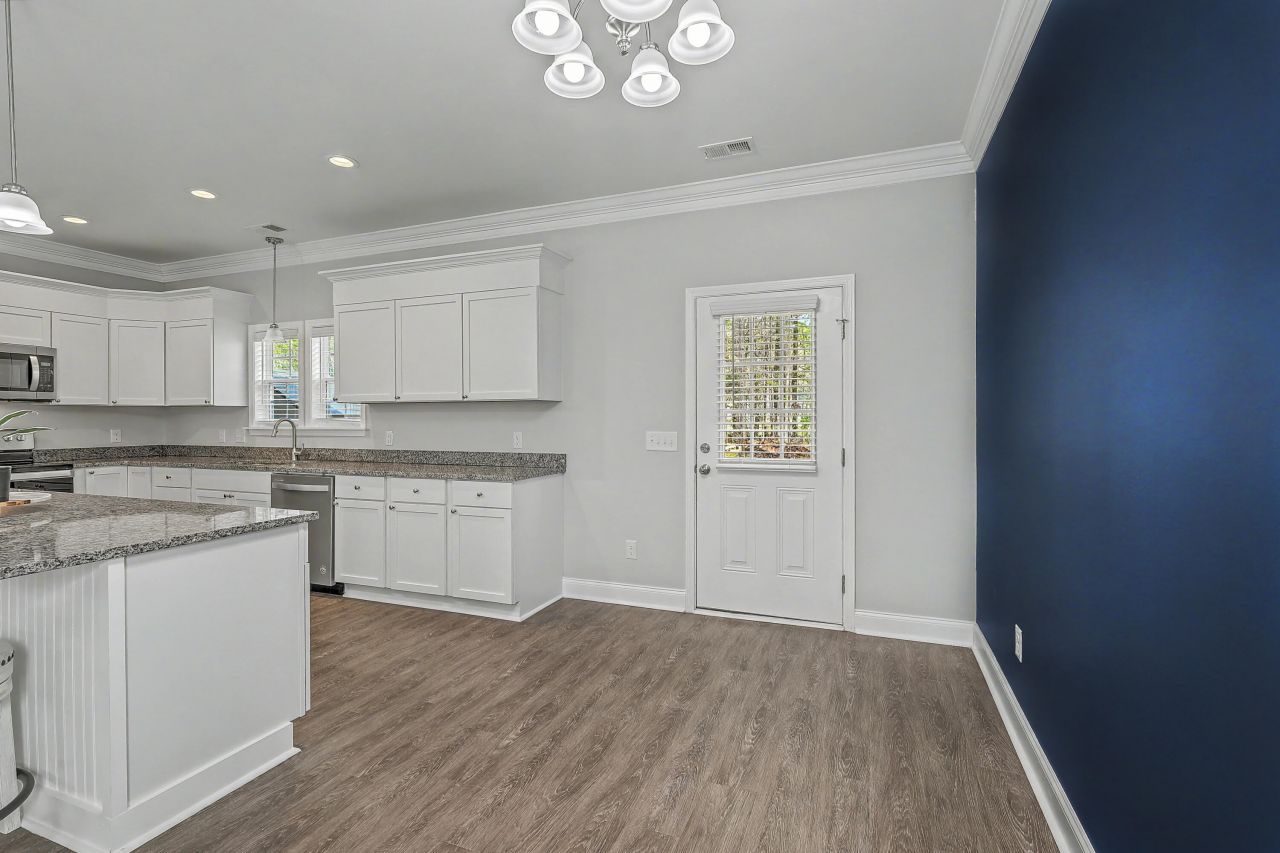 107 Perry Drive Photo 13