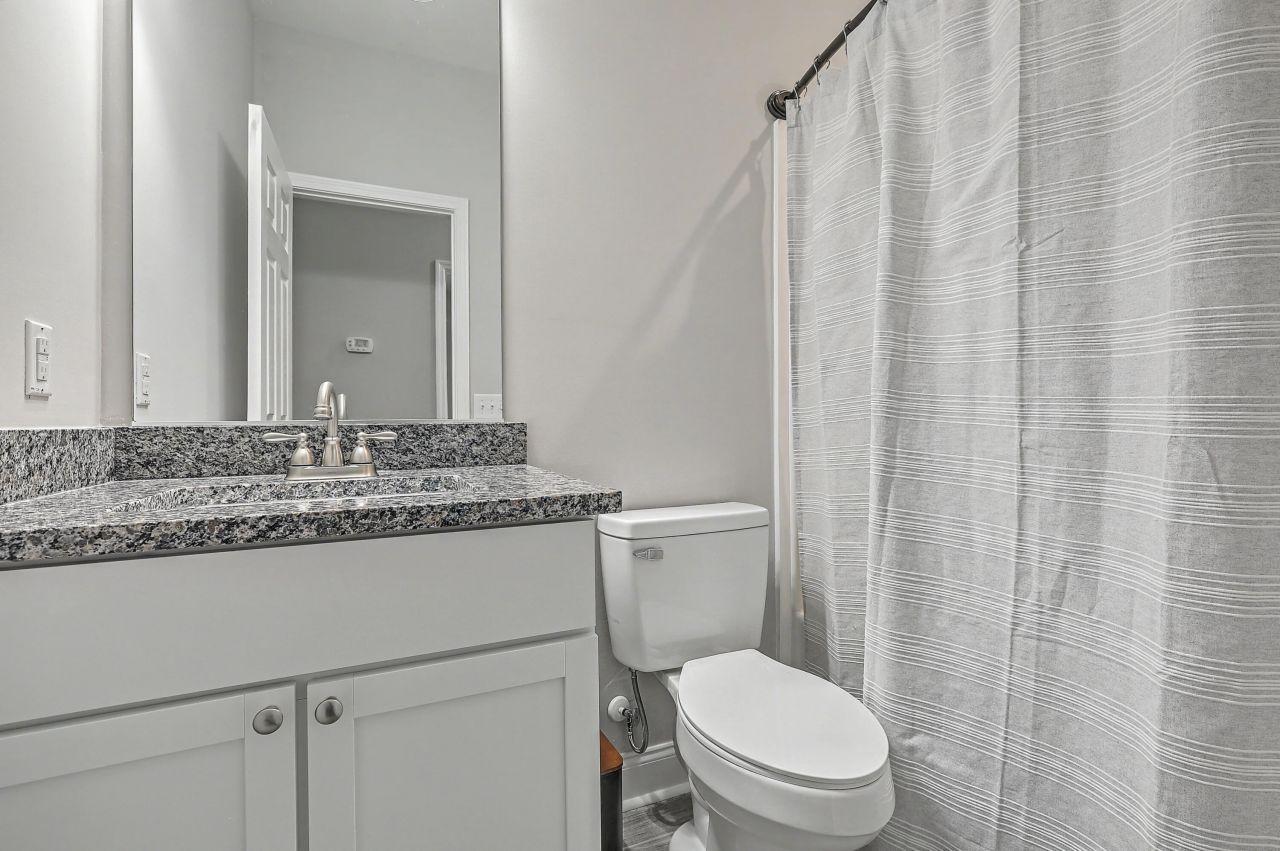 107 Perry Drive Photo 17