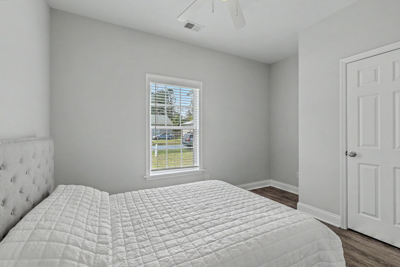 107 Perry Drive Photo 18