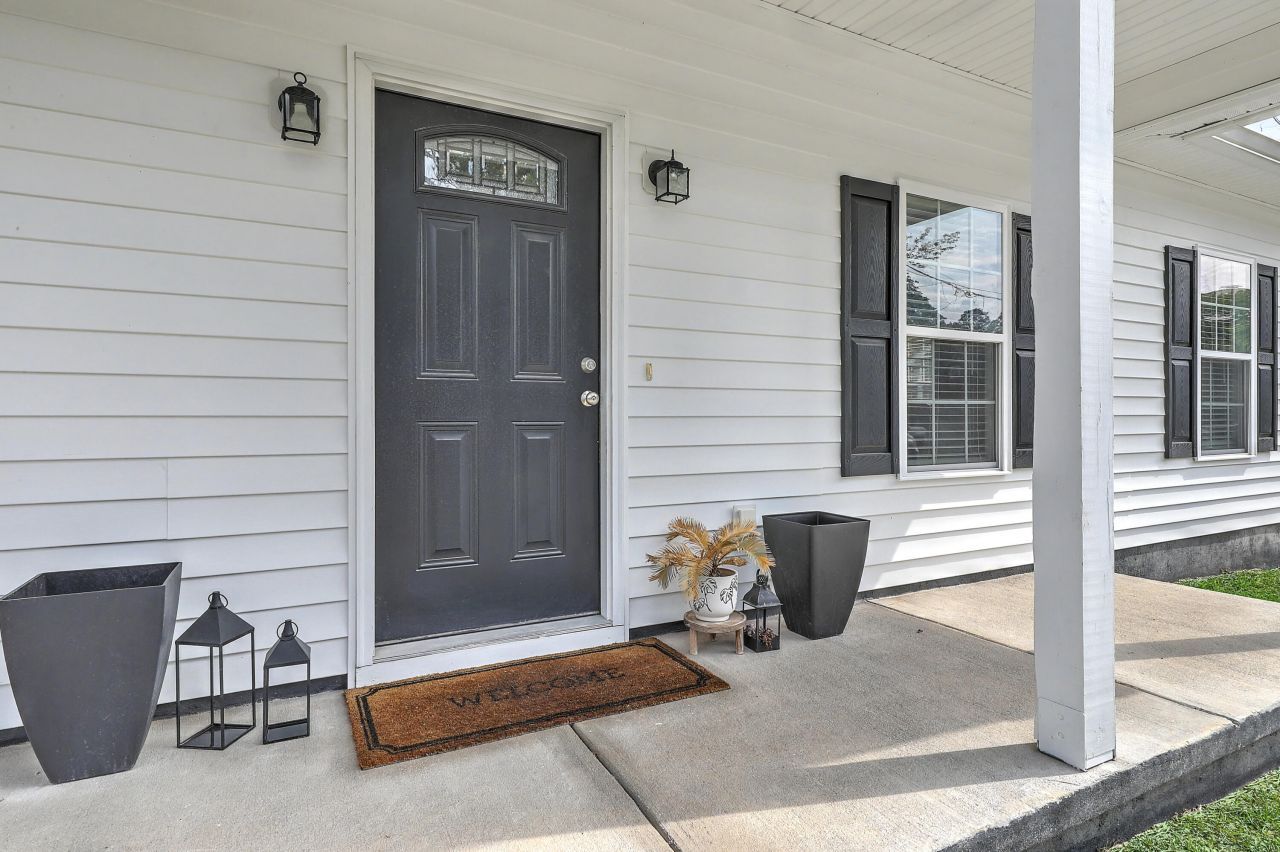 107 Perry Drive Photo 4