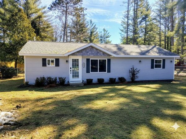 2858 Glenn Avenue, St. Helen, MI 48656