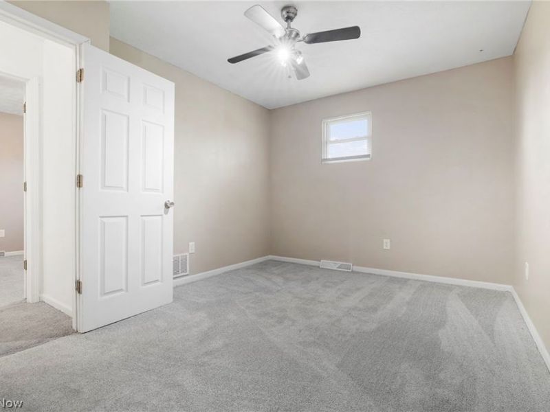 4675 E 178th Street, Cleveland, OH 44128 Photo 12