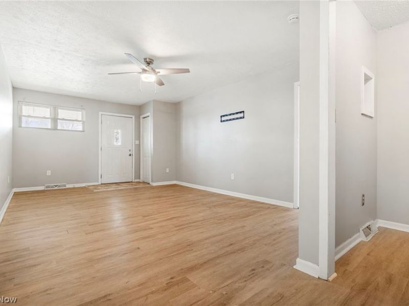 4675 E 178th Street, Cleveland, OH 44128 Photo 22