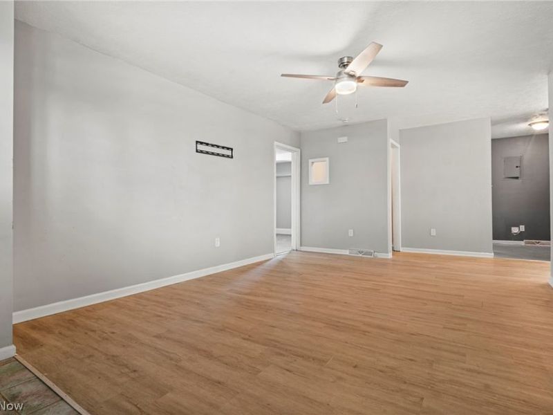 4675 E 178th Street, Cleveland, OH 44128 Photo 24