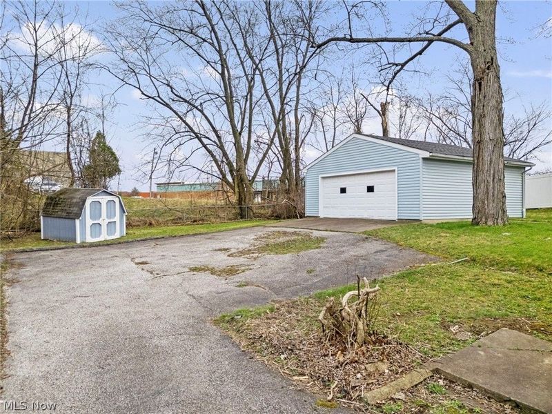 4675 E 178th Street, Cleveland, OH 44128 Photo 30