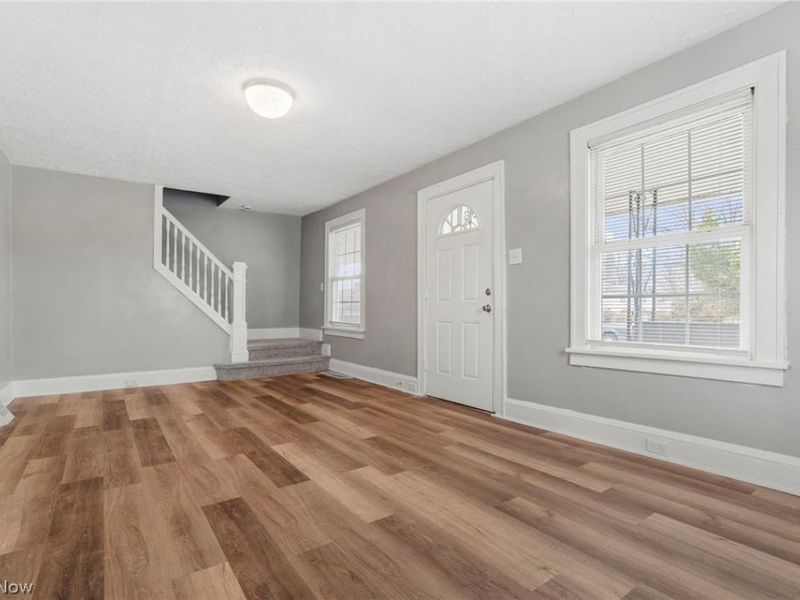 4675 E 178th Street, Cleveland, OH 44128 Photo 5