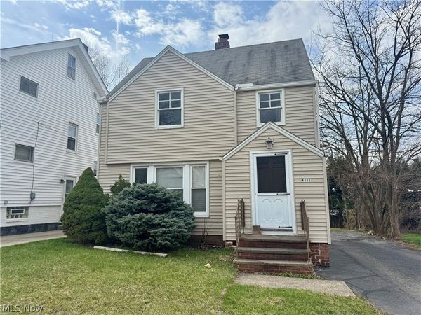 4868 E 88th Street, Garfield Heights, OH 44125