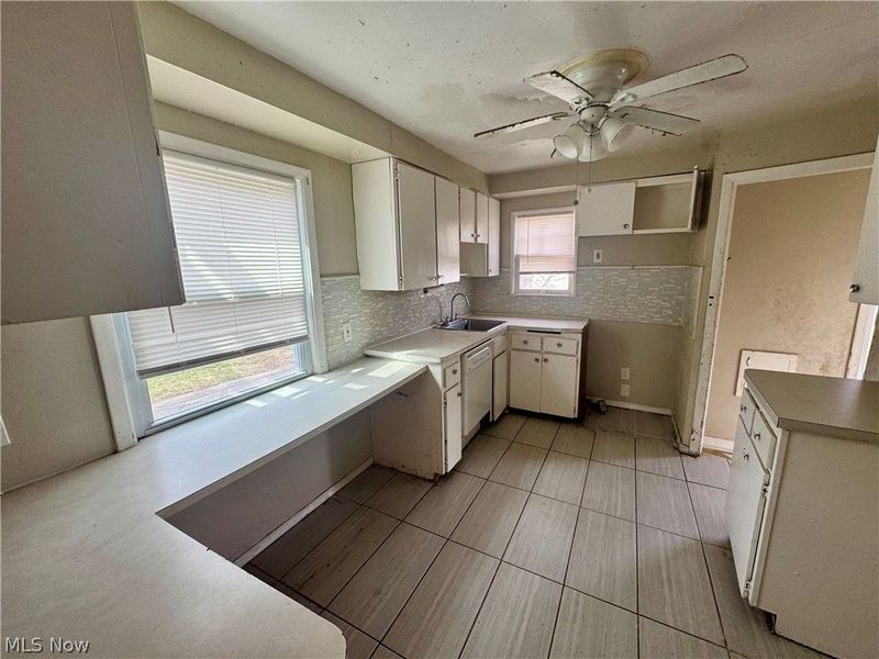 4868 E 88th Street, Garfield Heights, OH 44125 Photo 5