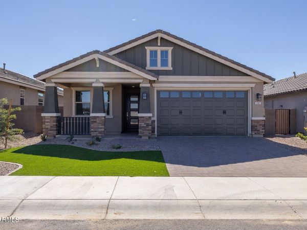3263 W Molino Road, San Tan Valley, AZ 85144