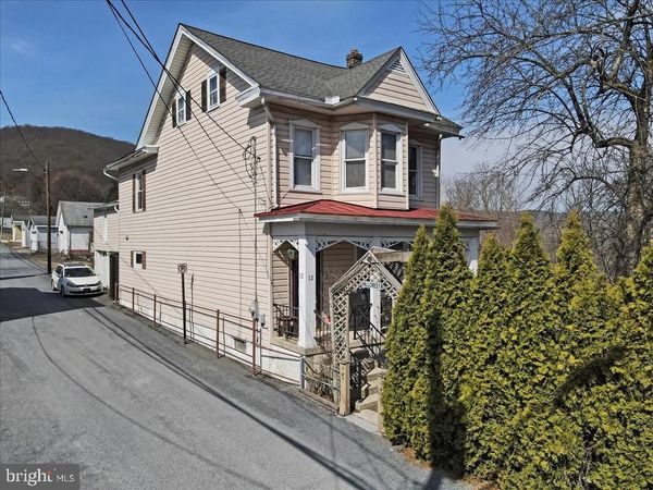 12 CHESTNUT AVENUE , JIM THORPE, PA 18229