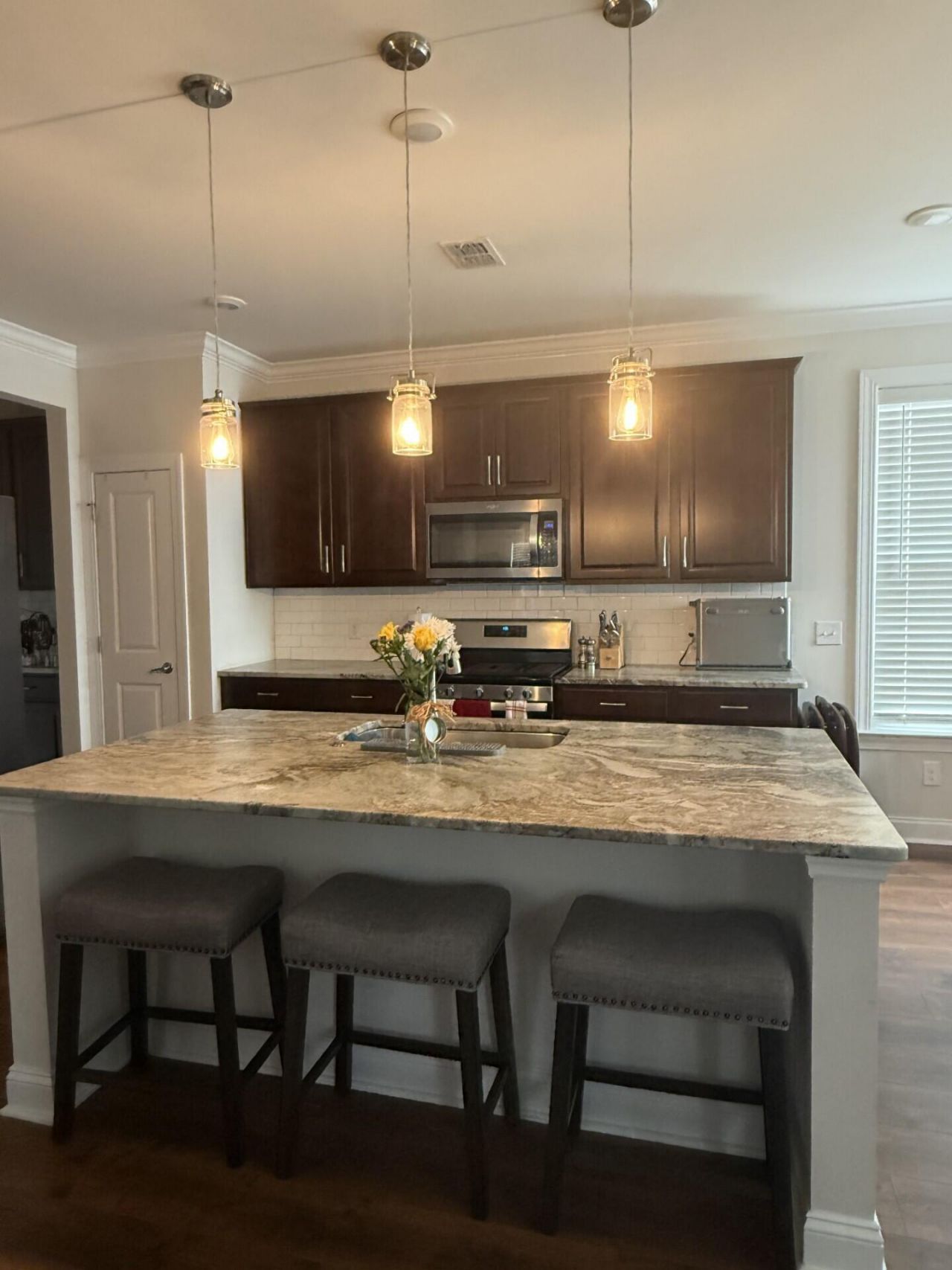 481 Spring Hollow Drive Photo 5